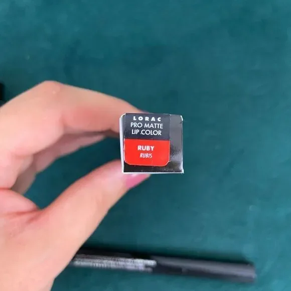 NWB LORAC Pro‎ Matte Lip Color - Ruby - Picture 7 of 10